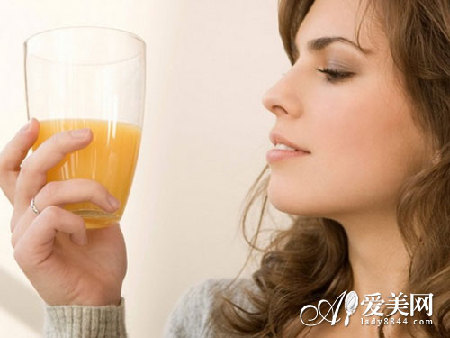  霜降過后胃病多發(fā) 養(yǎng)胃護(hù)胃 抓好10個(gè)時(shí)間點(diǎn) 