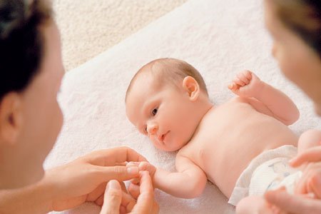 嬰兒濕疹如何判斷 冬季怎么預(yù)防嬰兒濕疹？