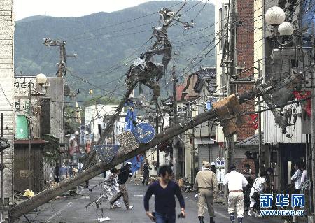 （國(guó)際）（2）龍卷風(fēng)襲擊日本關(guān)東地區(qū) 