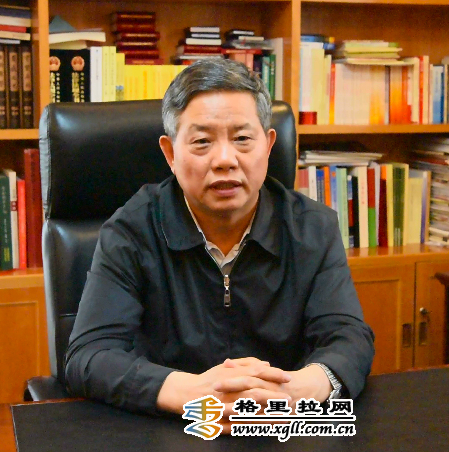 訪原中共迪慶州委書記卯穩(wěn)國