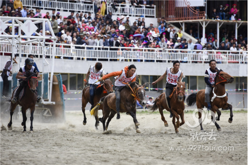 香格里拉賽馬節(jié)登上中國旅游“奧斯卡”！