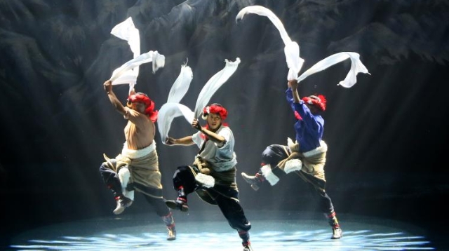 第十屆康巴藝術節(jié)迪慶、昌都、玉樹、甘孜專場文藝演出集錦