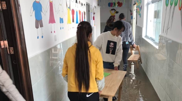 奔子欄鎮(zhèn)葉央村幼兒園各項災(zāi)后重建工作正有序開展