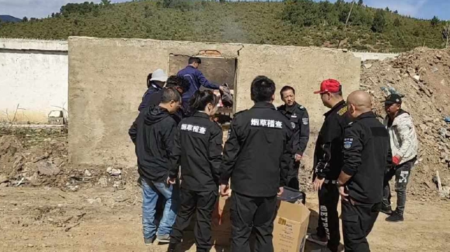 香格里拉市煙草專賣局開(kāi)展銷毀假煙活動(dòng)