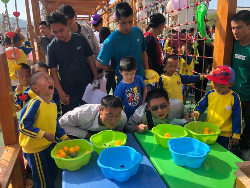 維西縣幼兒園舉辦親子趣味活動慶“六一”