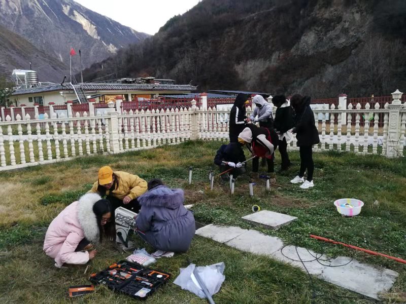 州氣象部門對全州4個國家級自動氣象站進行氣象觀測儀器校準檢定