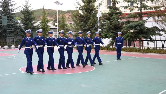 迪慶州消防救援支隊(duì)隊(duì)列會(huì)操展風(fēng)采