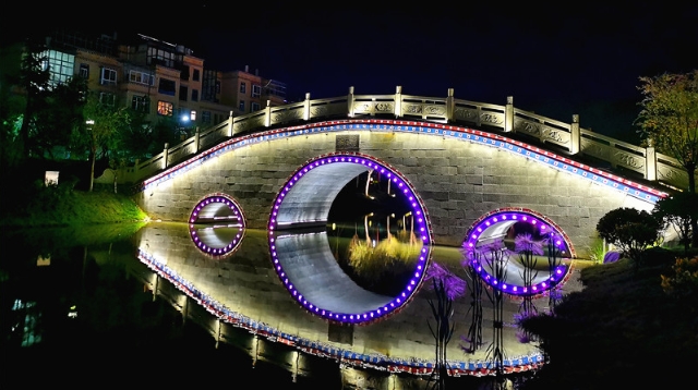 夜色中的香巴拉公園，有沒有驚艷到你？