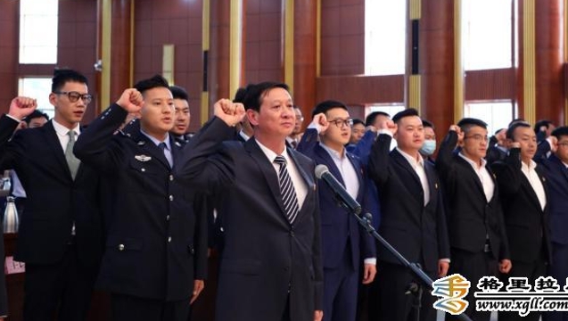 光榮！州委書記領(lǐng)誓，30名新黨員代表莊嚴承諾……