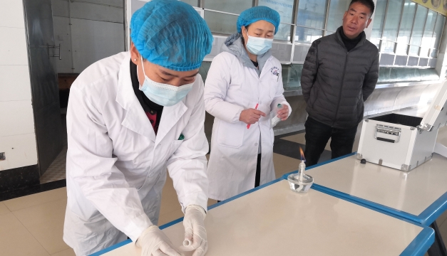 州疾控中心開(kāi)展清潔消毒全覆蓋工作