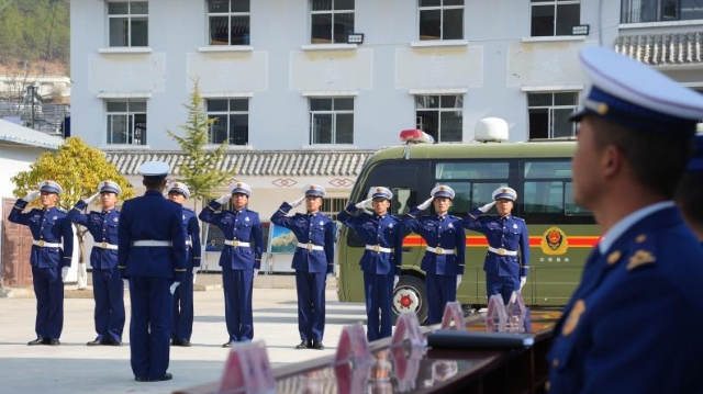 學(xué)條令、嚴(yán)紀(jì)律、樹形象| 迪慶大隊深入推進(jìn)“條令綱要學(xué)習(xí)月”活動