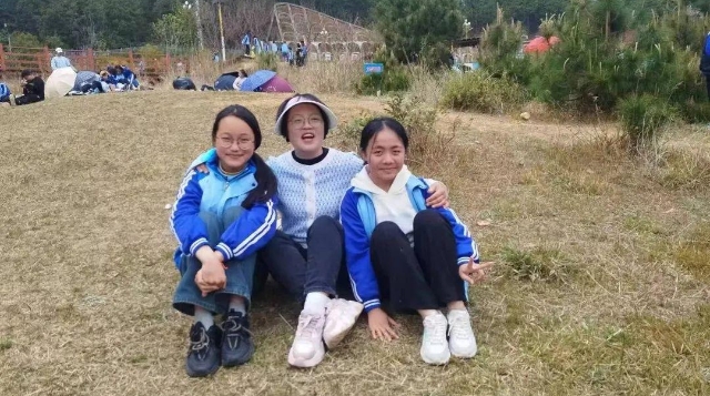 金馨，云南省三八紅旗手！